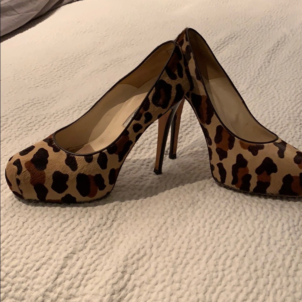 Shoes - Picture 4 of 5